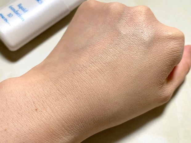 【イニクス】製薬会社が作った肌荒れ中の敏感肌にもマイルドなリキッドファンデーション_2