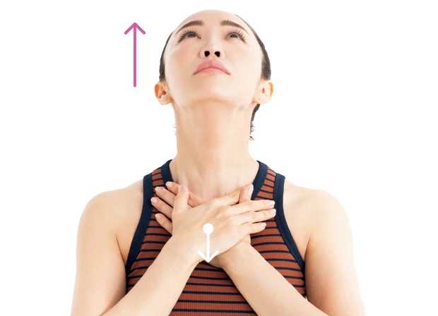 神崎 恵さんの美首&美肩メソッド PhotoGallery_3_4
