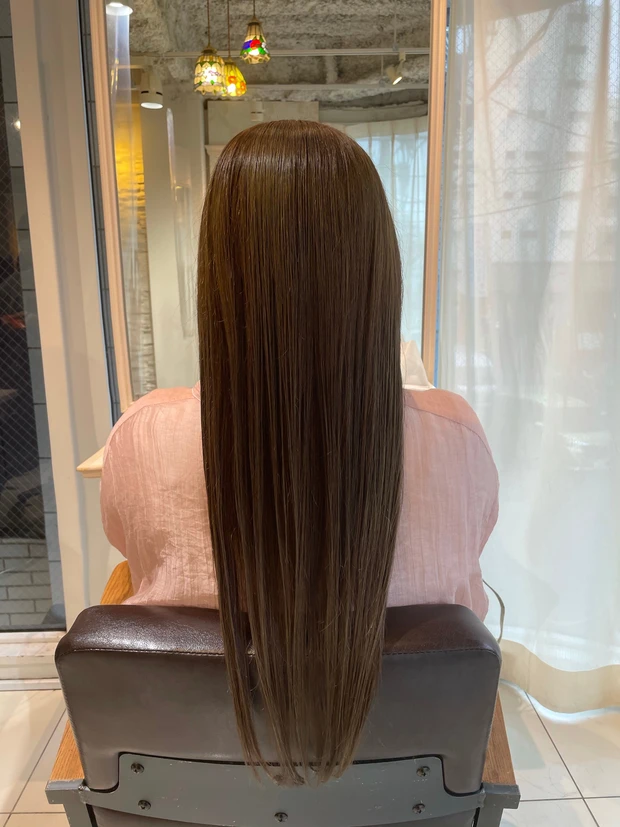 【ニューヘア】透明感カラーでメイク映え!生まれ変わった新ヘアースタイル_2