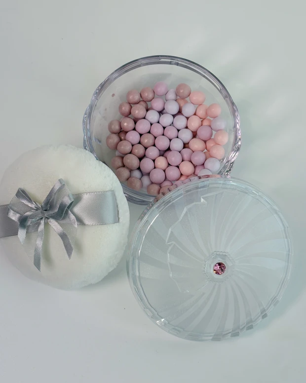 ジルバイ ジルスチュアート スウィートドリームス フェイス＆ボディパウダー