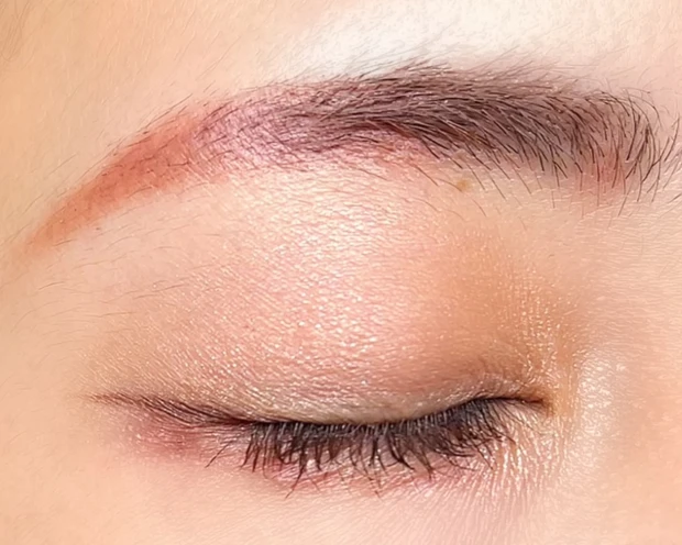 【祝LUNASOL(ルナソル)25周年】8種の厳選ベージュがセットされたアイカラーレーションスペシャルエディションEX－03ベージュプリズム✨【ブルベも垢抜けるメイクレシピ紹介】_7_4