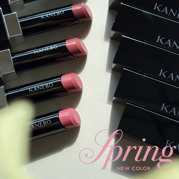 【春コスメ2026】カネボウ「ルージュスターヴァイブラント」の新色をスウォッチ！ 新作ファンデ＆プライマーも登場