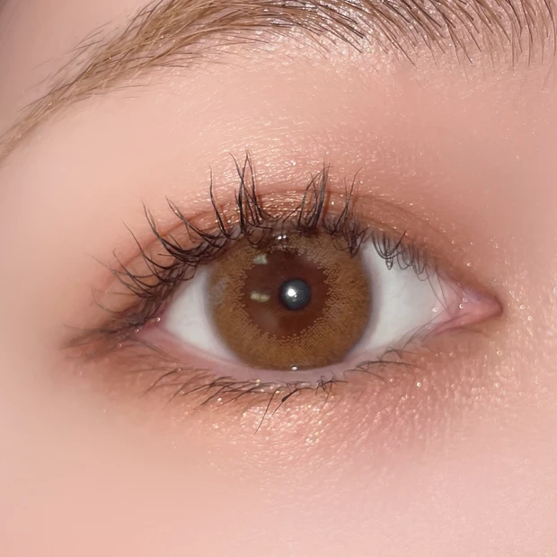 SUQQU シグニチャーカラーアイズ 02 陽香色 アイメイク