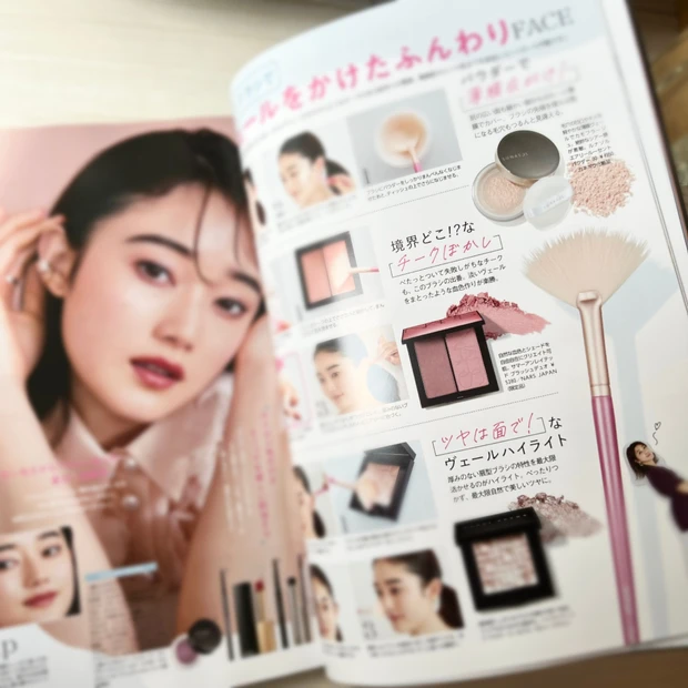 SIXPLUS×マミ様ブラシ2本が付録に!【MAQUIA8月号】ベストコスメ2022上半期発表!!永野芽郁ちゃん表紙が目印です_6_1