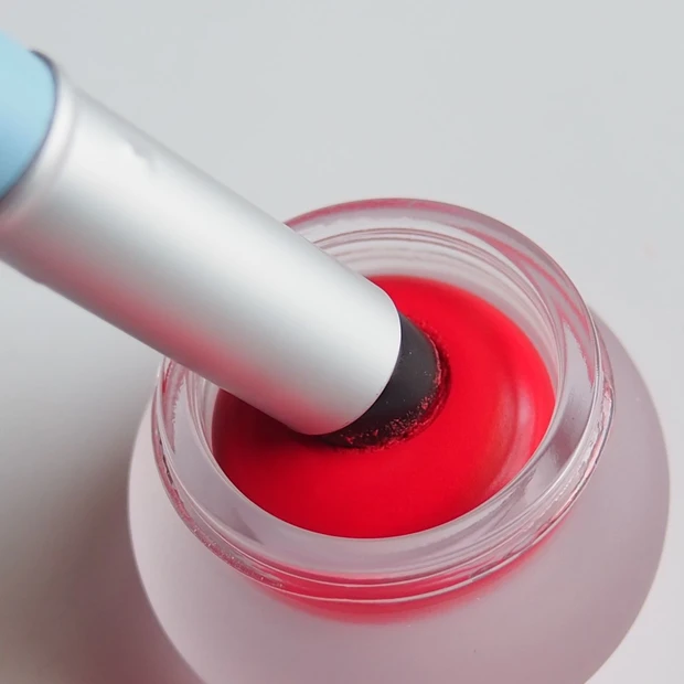 フィー フィンガーライク リップ ブラシ