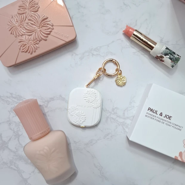 ポールアンドジョーのコスメ