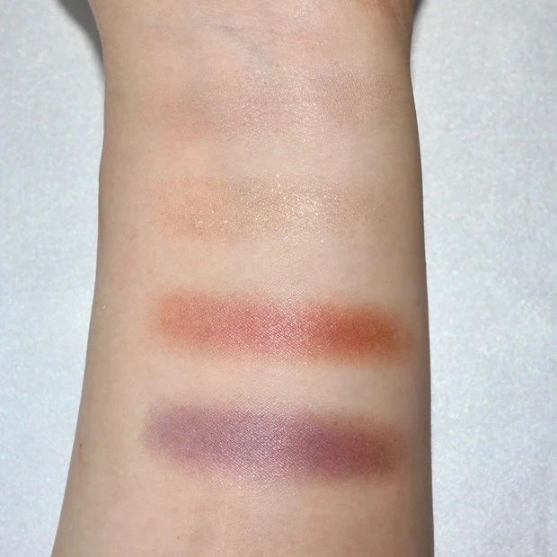 カネボウ カラードシャドウマキアインフルエンサーDOME03スウォッチフラッシュ撮影