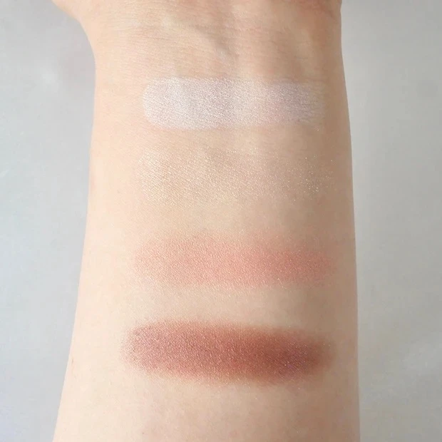 カネボウ カラードシャドウマキアインフルエンサーDOME01スウォッチ自然光