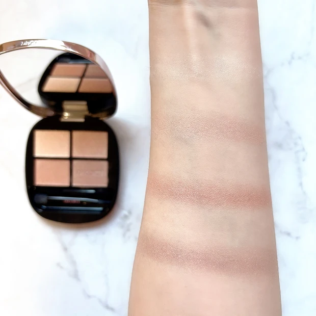 コスメデコルテ スキンシャドウ デザイニング パレット 09 cashmere featherのスウォッチ