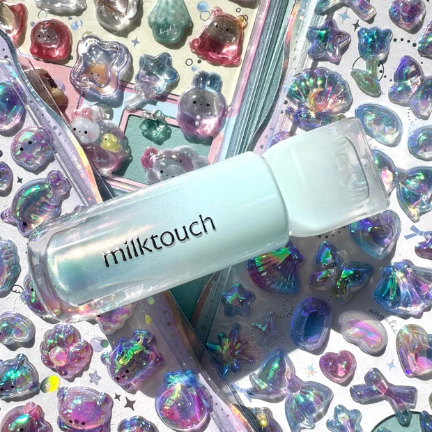 みんな大好きミルクタッチのグロス♡
水色好きさん集合♡
