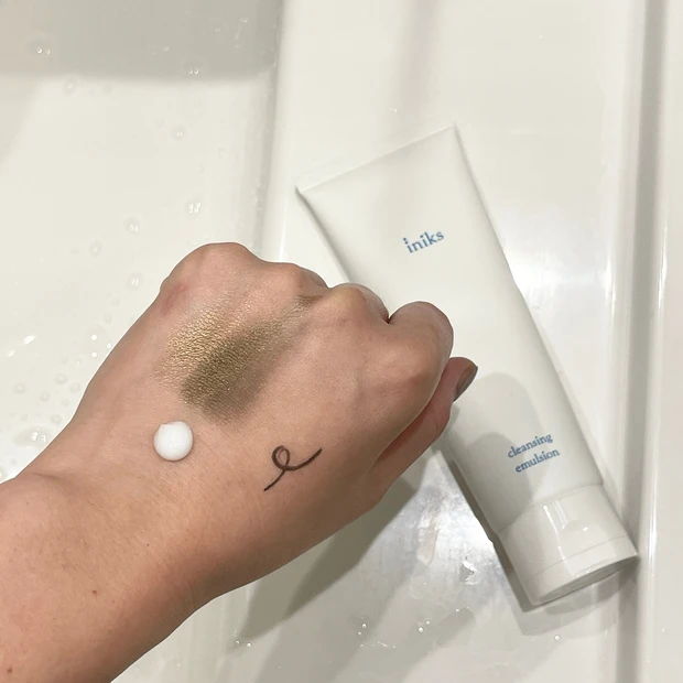 敏感肌、大人ニキビ肌にうれしい肌に負担をかけずに肌あれ＆毛穴カバーが叶うイニクスファンデーション_2_1