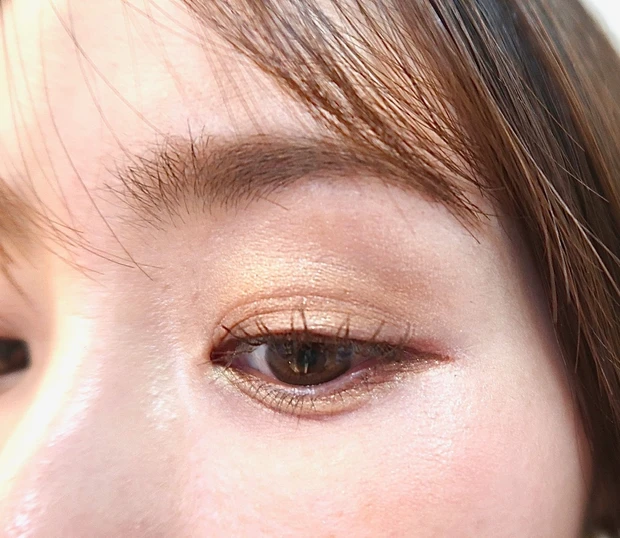 【イエベ肌さんにオススメ！仕事でもデートでもどんなシーンでも万能なアイシャドウ】エレガンス アルモニーアイズ_4_1