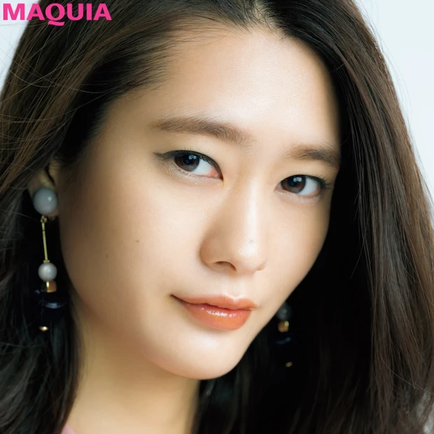 「奥二重ならではの旬なメイクが知りたい」同系色の質感ミックスでお悩み解決…