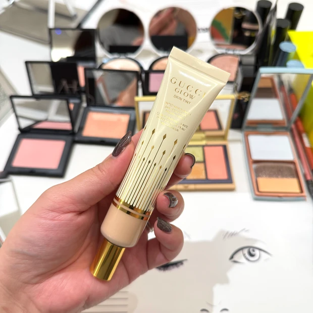 マキアサロン 走るマキアサロン GUCCI 新作 ファンデーション