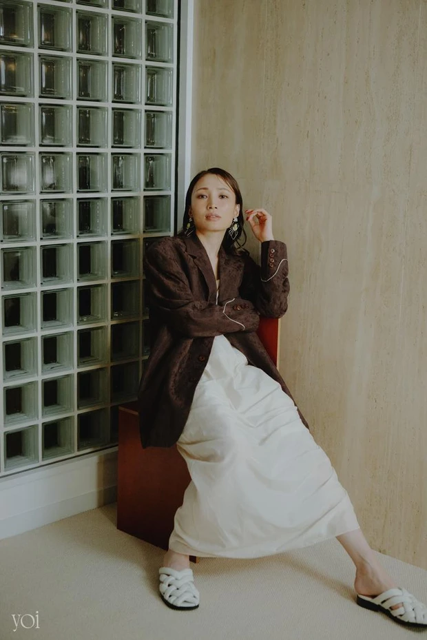 望海風斗　宝塚歌劇団　雪組　トップスター　全身