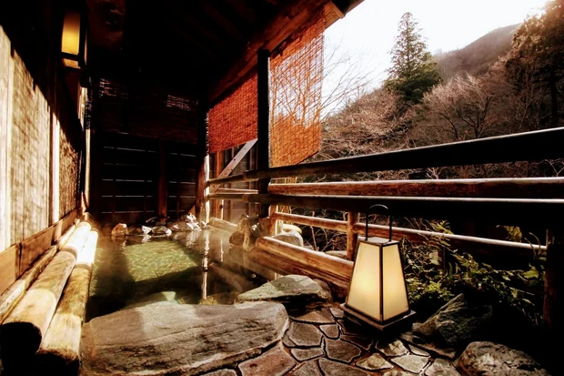  ひとリート【新潟】夏に行きたい、ぬる湯の宿「栃尾又温泉 自在館」