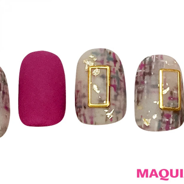 マットピンクで大人かわいい「ツイード」ネイル