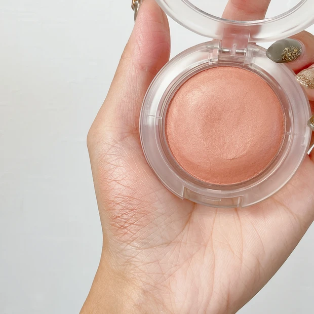 秋メイク MAC グロープレイブラッシュ ソーナチュラル