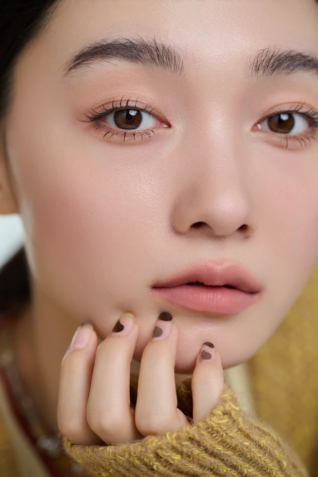 新野尾七奈 プチプラコスメ オレンジメイク 福岡玲衣