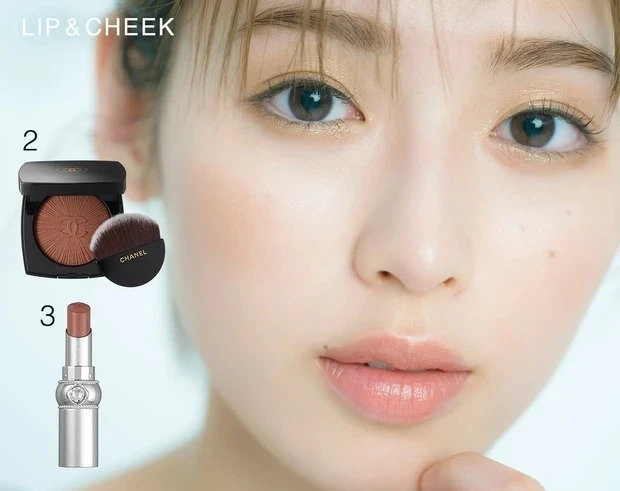 「SUQQU シグニチャー カラー アイズ 08」でつくるオレンジメイク_大人の血色感を仕込むために、ブラウンみのあるテラコッタのチークをセレクト