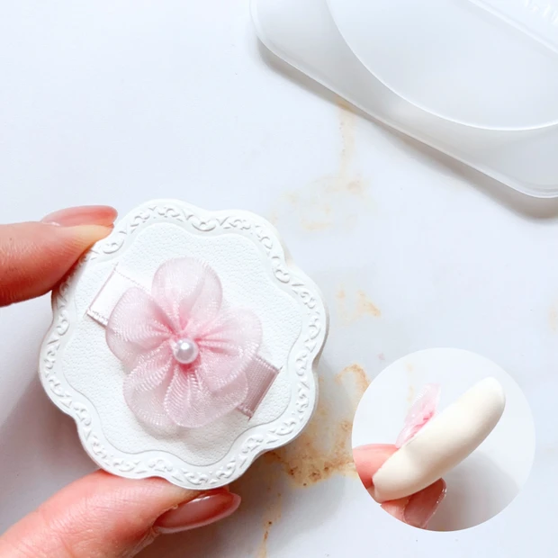 ジルスチュアート　チーク　パフ