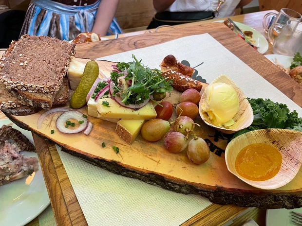 【ドイツ・ミュンヘン発】本場のオクトーバーフェストで大盛り上がり！昨年より来場者数爆増！ビール好きさんなら一度は行ってほしいビールの祭典_5_2