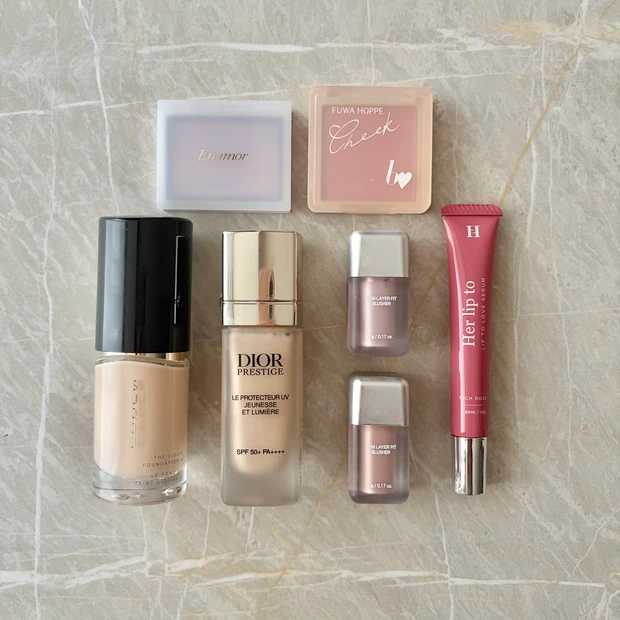 顔タイプフェミニン　メイク