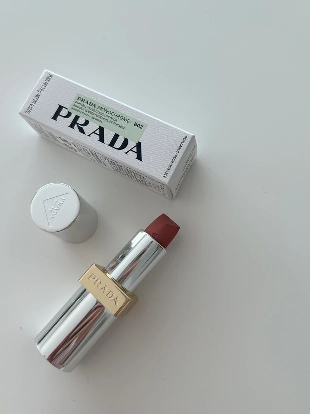 プラダ ビューティ リップ