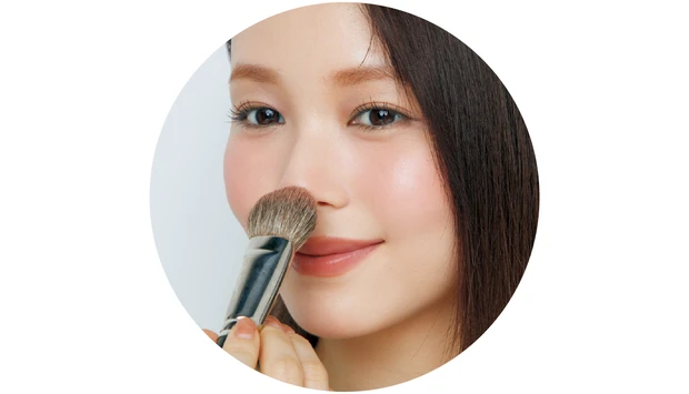 マキア 秋メイク 2025 チーク おすすめ ベースメイク スック ブラーリング カラー ブラッシュ 07 使い方 3