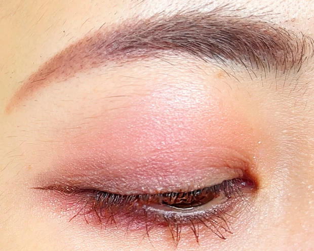 RMK　ホリデーコレクション　クリスマスコフレ　ピンクメイク　ピンクアイシャドウ　デパコス