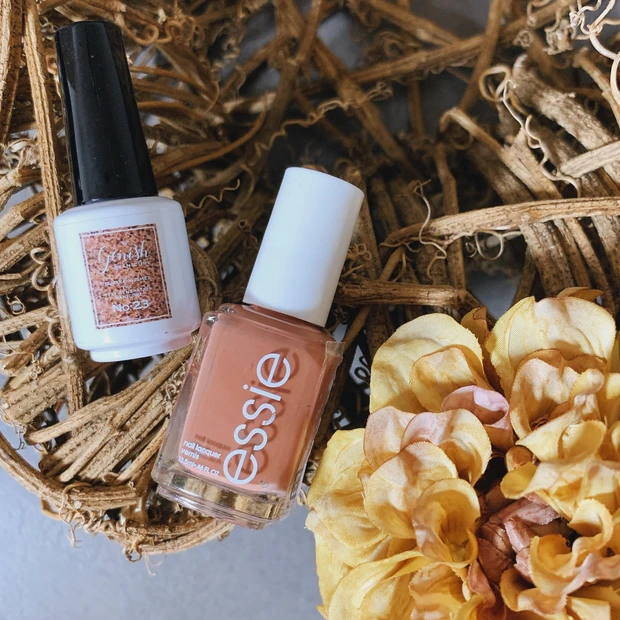 秋のトレンドファッションに似合う「まろやかブラウン」ネイル【essie(エッシー)】_2