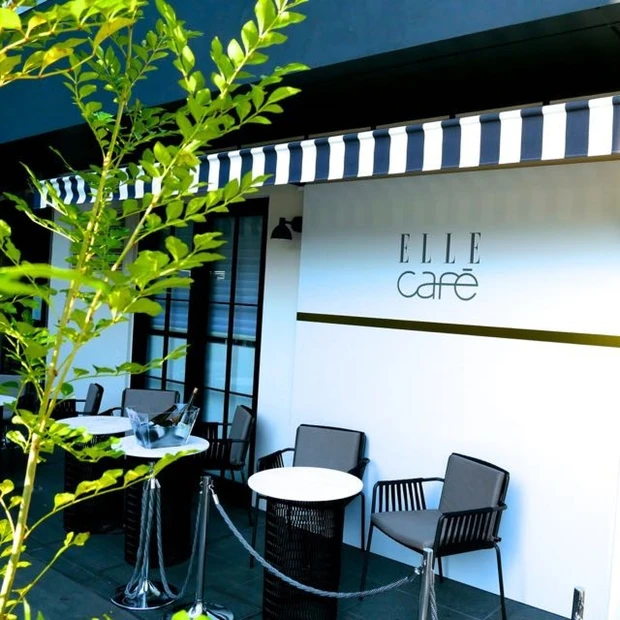 11/11グランドオープンのELLE café Aoyamaは素敵すぎる。ヘルシーデリ・オープンテラスカフェ・レストラン併設のフラッグシップ。マドンナやオバマファミリーなどの著名人たちを顧客に持つ全米注目のセレブリティシェフ、メリッサ・キング氏がエグゼクティブゲストシェフとして日本初登場。