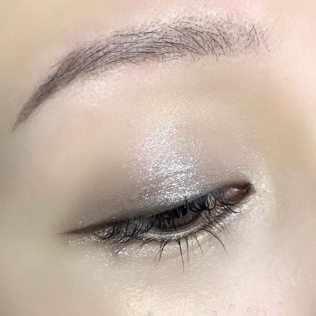 【GIVENCHY ホリデーコレクション2025】ブルベ冬が徹底レビュー|アイシャドウ・リップ・パウダー全色スウォッチ_4_2