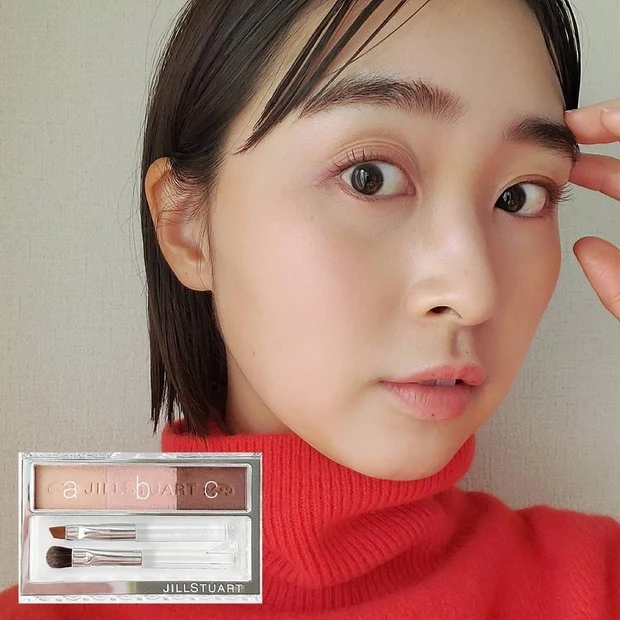 ジルスチュアート ニュアンスブロウパレット 02でメイク