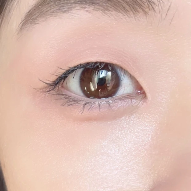 ケイト バウンシーチークシャドウ PK-1 ウォームピーチのメイク例