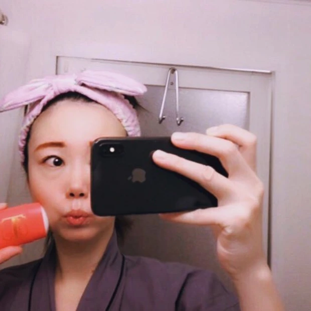 【SNSで話題】フェイスラインアップ!カッサと美容液が一つに!マッサージスティック AGARISM(アガリズム)