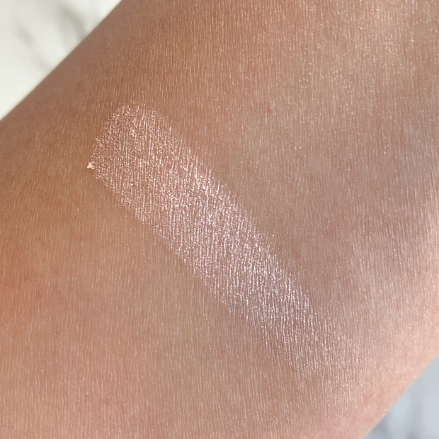 ディオールスキンフォーエヴァークチュールルミナイザー