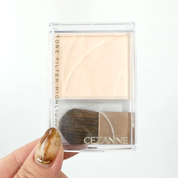 セザンヌ　トーンフィルターハイライト　CEZANNE ババアの粉