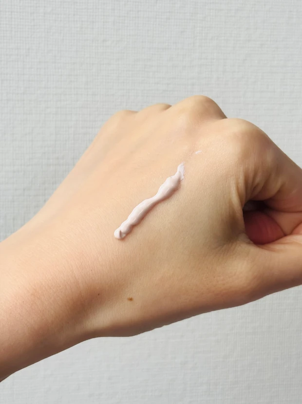 ラロッシュポゼのUVイデア XL プロテクショントーンアップ ローズのテクスチャー