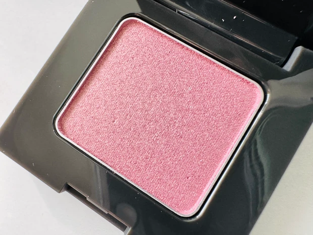 OSAJIのニュアンスアイシャドウ