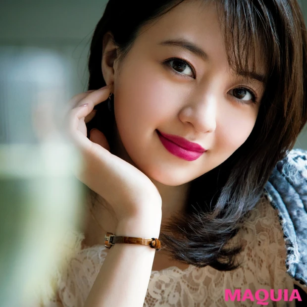 忘年会で一目置かれるメイクって？ ローズリップで印象チェンジが正解！