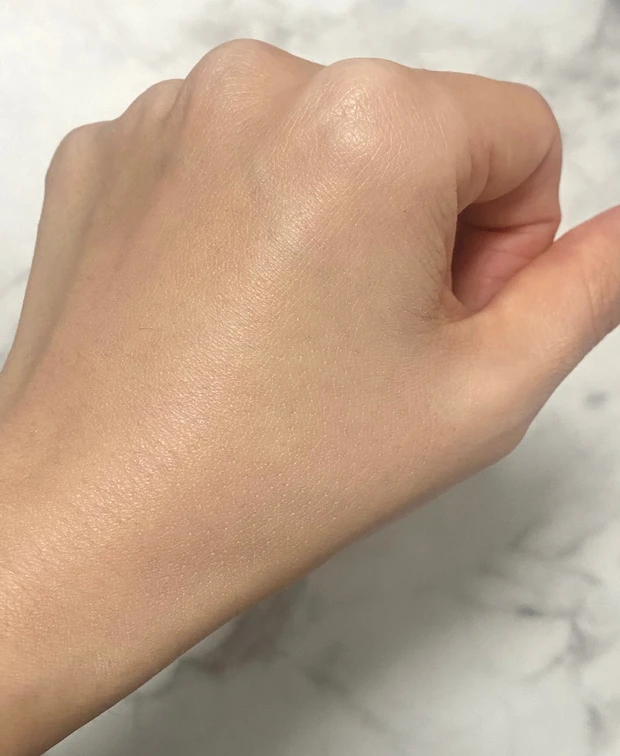 スキンレゾネートリキッドファンデーション