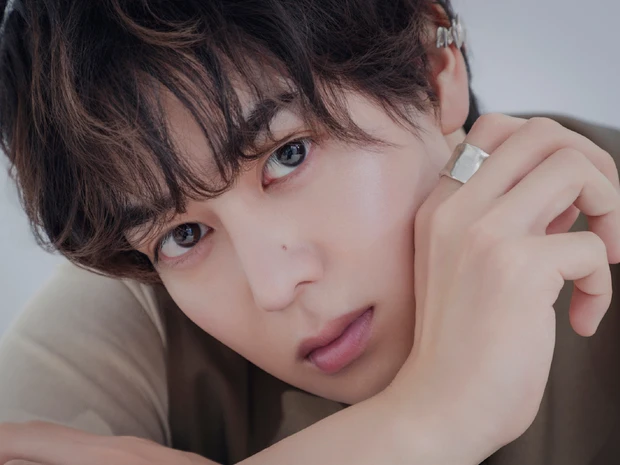 【前田大輔さんインタビュー】 「美しいと感じるのは感情の波が落ち着いてる人」プチプラ愛用コスメも紹介！