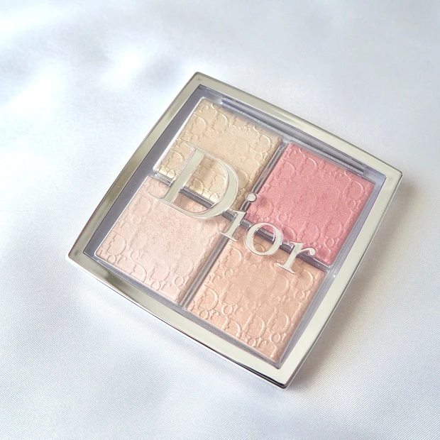DIORディオールバックステージ フェイスグロウパレット 004 ローズゴールド