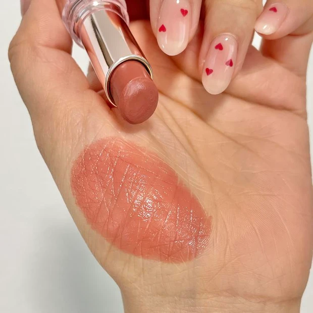 セザンヌ　ラスティンググロスリップ　303　モモコーラル　イエベ春 スウォッチ