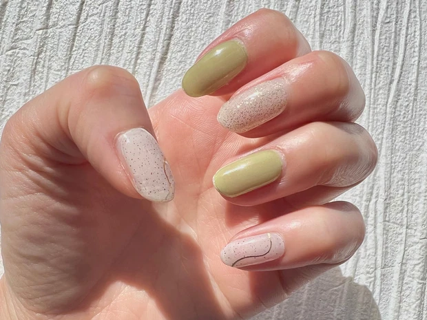 【自己紹介】MAQUIAインフルエンサー Mikiです【ブルベ冬、コスメオタク、セルフネイル好き】_2_1