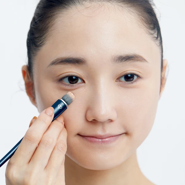 ファンデーションの毛穴落ち、目の下のクマが消せない…肌作りのお悩みを解決…