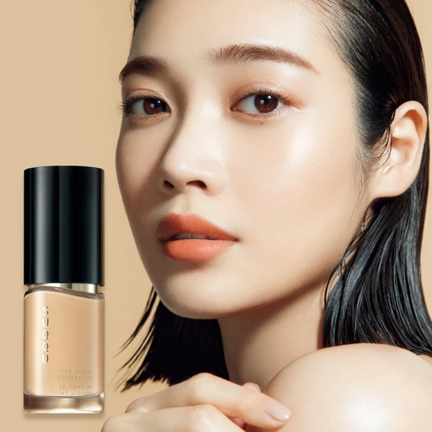 新次元※のリクイドファンデーション、誕生！ SUQQU「この艶高い肌は主…