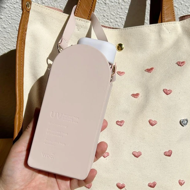 Wpc. 遮光ポシェットtiny ストラップ