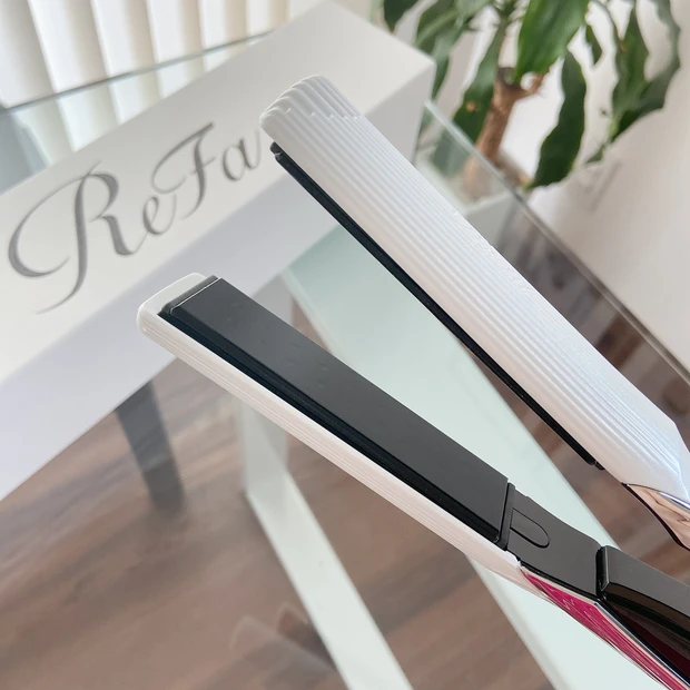 【その軽さにびっくり👀】プロの技を技術で再現！独自のカーボンプレートで美髪叶えるReFa BEAUTECH STRAIGHT IRON💖_2_1